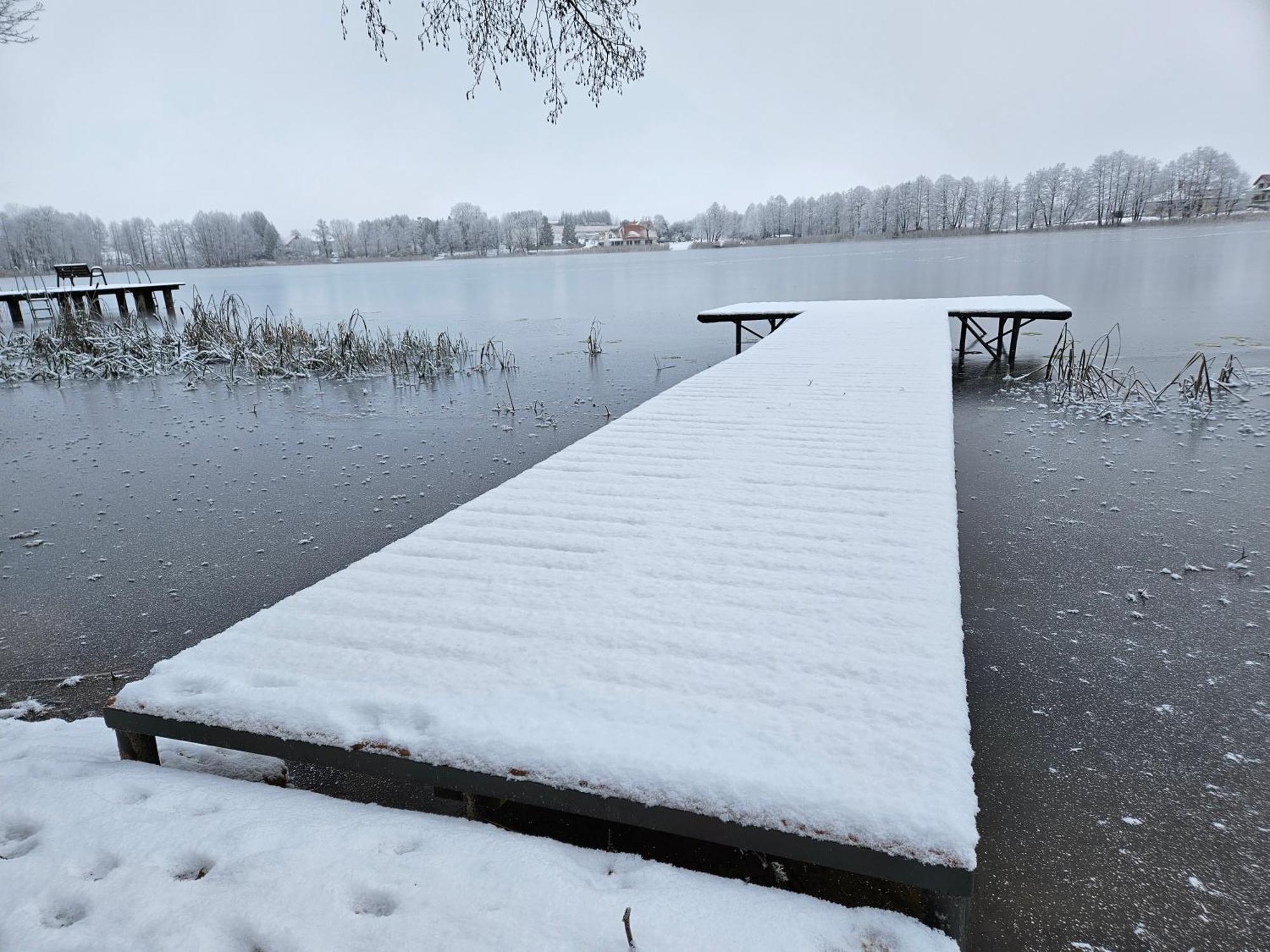Lepaki Lake Moldzie Exteriör bild