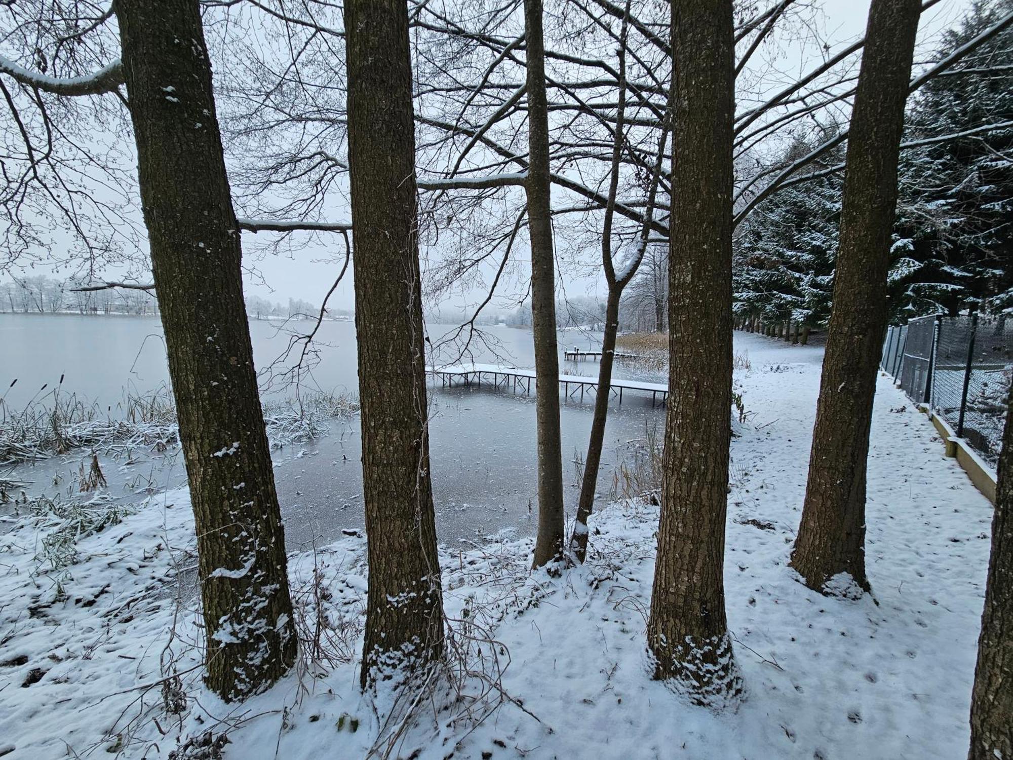 Lepaki Lake Moldzie Exteriör bild