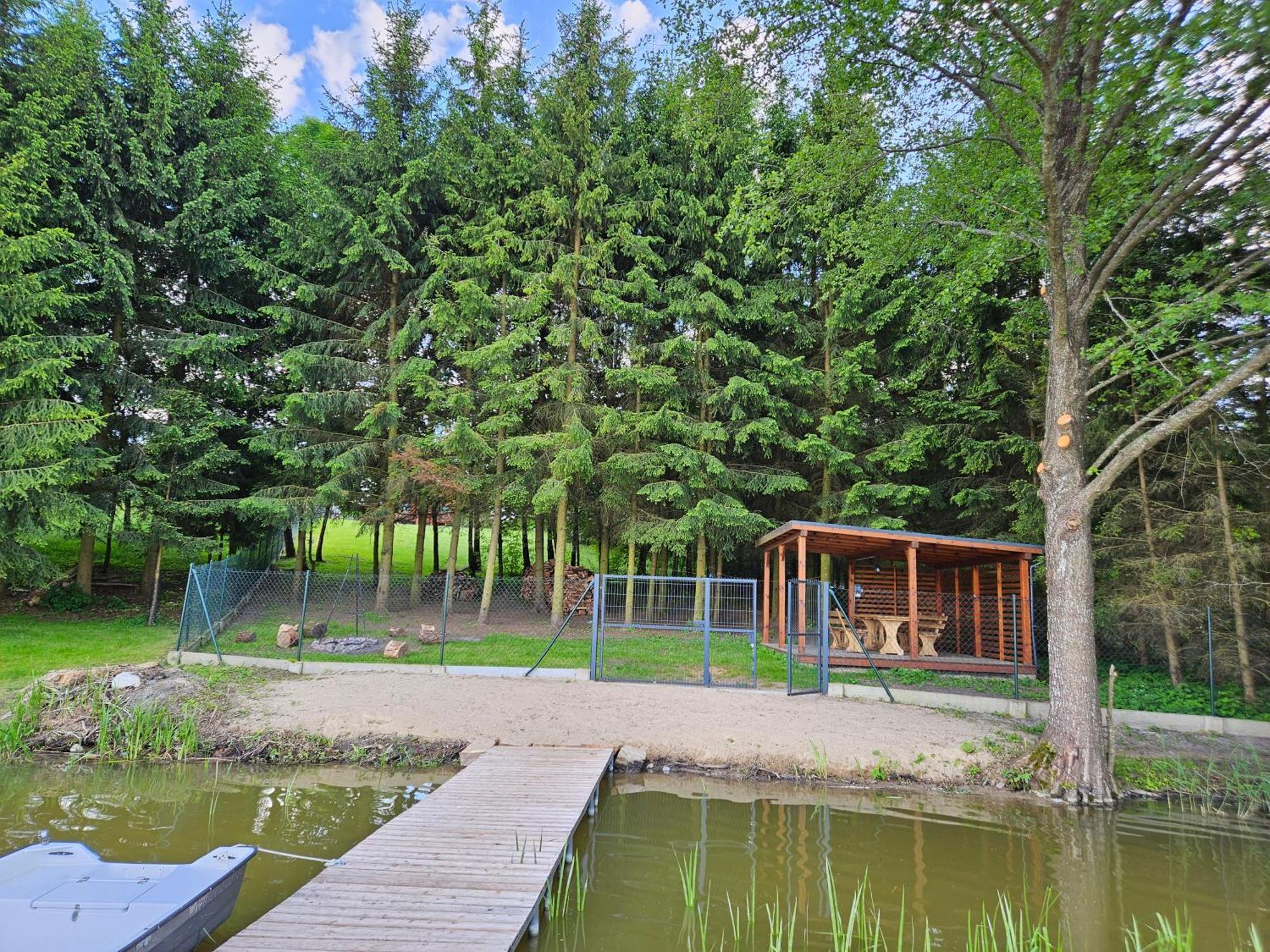 Lepaki Lake Moldzie Exteriör bild